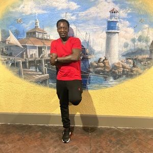 Meet your Posher, Dominick